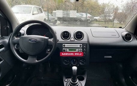 Ford Fiesta, 2005 год, 310 000 рублей, 10 фотография