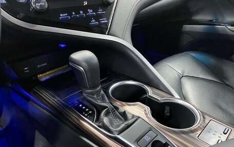 Toyota Camry, 2019 год, 2 859 000 рублей, 17 фотография