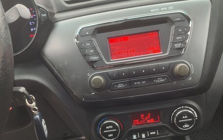 KIA Rio III рестайлинг, 2012 год, 585 000 рублей, 3 фотография