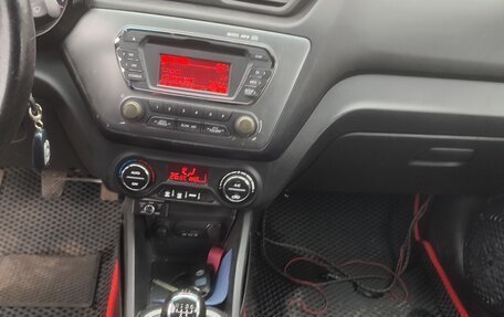 KIA Rio III рестайлинг, 2012 год, 585 000 рублей, 5 фотография