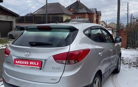 Hyundai ix35 I рестайлинг, 2013 год, 1 300 000 рублей, 4 фотография