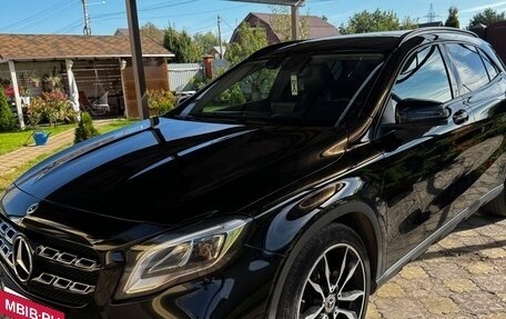 Mercedes-Benz GLA, 2019 год, 2 200 000 рублей, 10 фотография