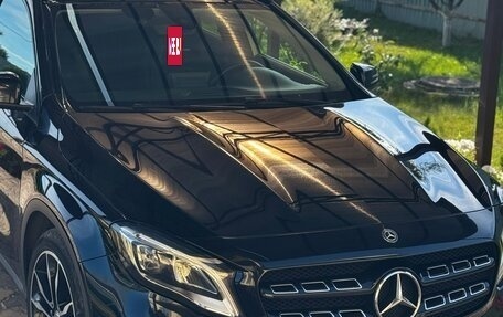 Mercedes-Benz GLA, 2019 год, 2 200 000 рублей, 4 фотография