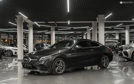 Mercedes-Benz C-Класс, 2019 год, 2 950 000 рублей, 1 фотография