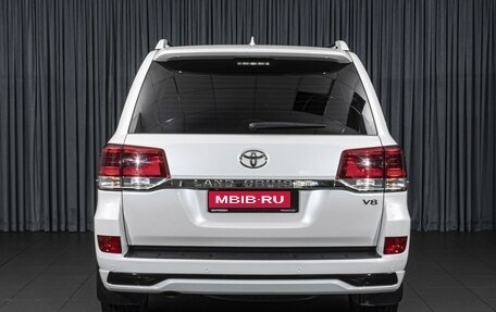 Toyota Land Cruiser 200, 2017 год, 5 775 000 рублей, 4 фотография