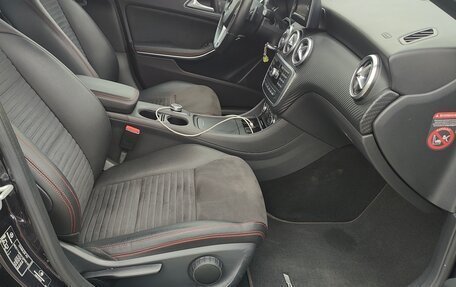 Mercedes-Benz A-Класс, 2015 год, 1 950 000 рублей, 12 фотография