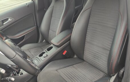 Mercedes-Benz A-Класс, 2015 год, 1 950 000 рублей, 9 фотография