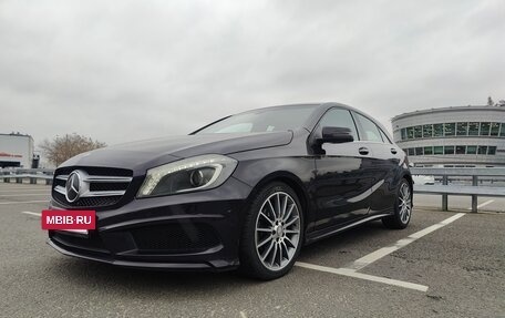 Mercedes-Benz A-Класс, 2015 год, 1 950 000 рублей, 3 фотография