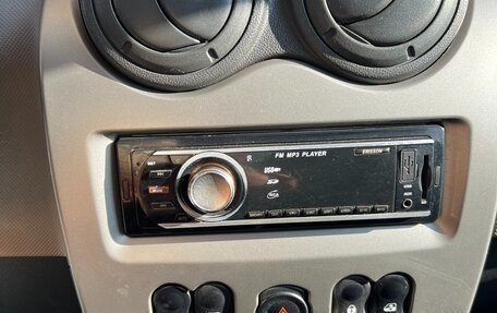 Renault Sandero I, 2011 год, 600 000 рублей, 11 фотография