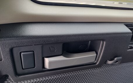 Nissan Wingroad III, 2015 год, 960 000 рублей, 17 фотография