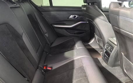 BMW 3 серия, 2021 год, 3 590 000 рублей, 15 фотография