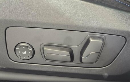 BMW X1, 2025 год, 16 фотография