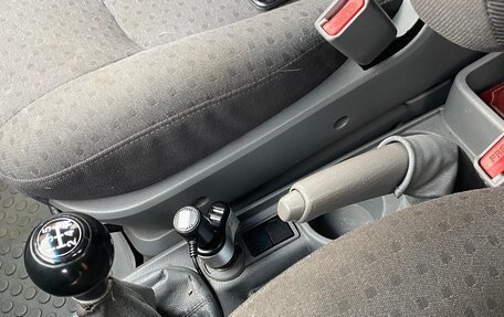 KIA Carens I (RS), 2006 год, 600 000 рублей, 17 фотография