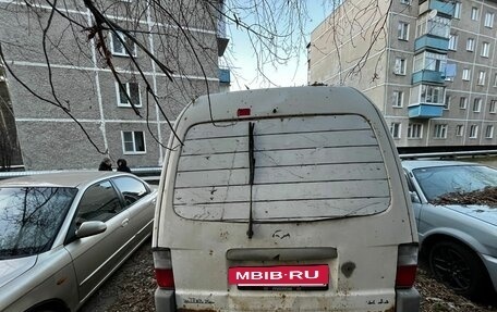 Mazda Bongo IV, 2001 год, 300 000 рублей, 4 фотография