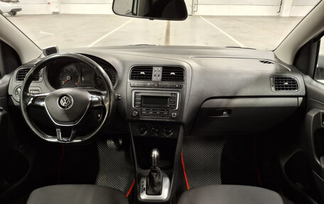 Volkswagen Polo VI (EU Market), 2017 год, 1 125 850 рублей, 17 фотография