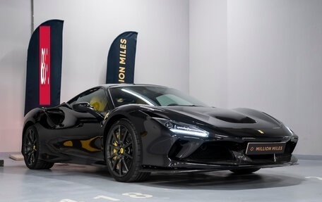 Ferrari F8, 2021 год, 33 000 000 рублей, 4 фотография