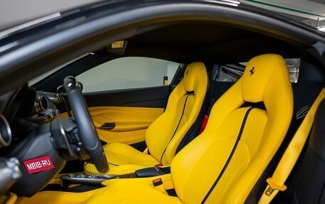 Ferrari F8, 2021 год, 33 000 000 рублей, 24 фотография