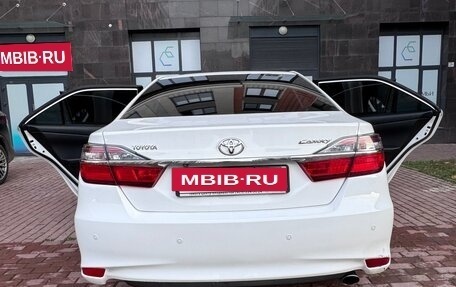 Toyota Camry, 2014 год, 2 190 000 рублей, 9 фотография