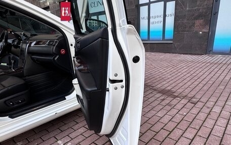 Toyota Camry, 2014 год, 2 190 000 рублей, 5 фотография