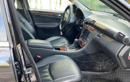 Mercedes-Benz C-Класс, 2006 год, 600 000 рублей, 3 фотография