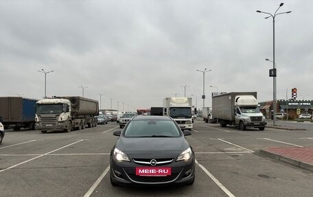 Opel Astra J, 2013 год, 850 000 рублей, 13 фотография