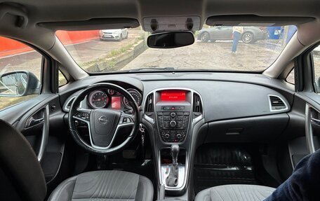 Opel Astra J, 2013 год, 850 000 рублей, 24 фотография