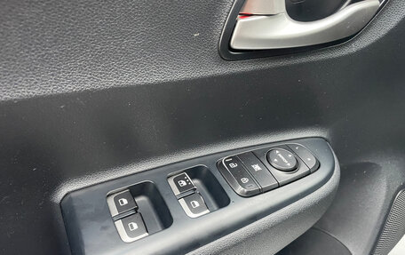 KIA Rio IV, 2019 год, 1 489 000 рублей, 7 фотография