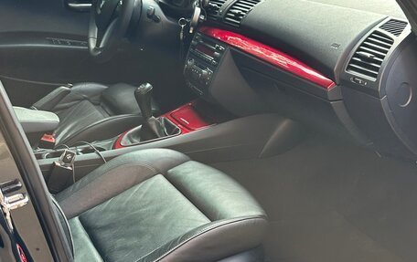 BMW 1 серия, 2006 год, 930 000 рублей, 22 фотография