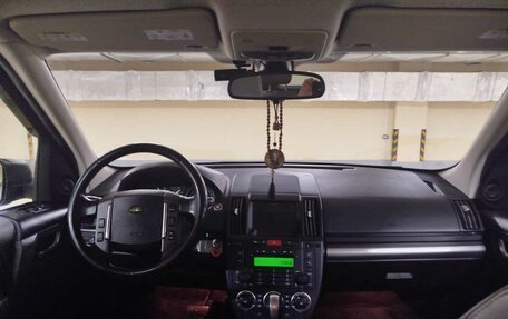 Land Rover Freelander II рестайлинг 2, 2010 год, 1 000 000 рублей, 8 фотография