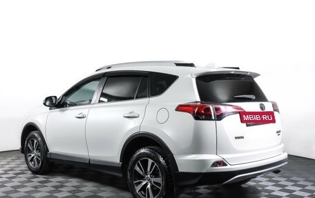 Toyota RAV4, 2017 год, 2 377 000 рублей, 7 фотография
