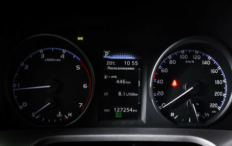 Toyota RAV4, 2017 год, 2 377 000 рублей, 16 фотография