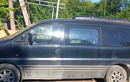 Hyundai Starex I рестайлинг, 2004 год, 720 000 рублей, 4 фотография