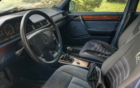 Mercedes-Benz E-Класс, 1992 год, 100 000 рублей, 5 фотография