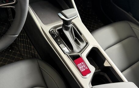 Geely Emgrand, 2025 год, 1 740 000 рублей, 15 фотография