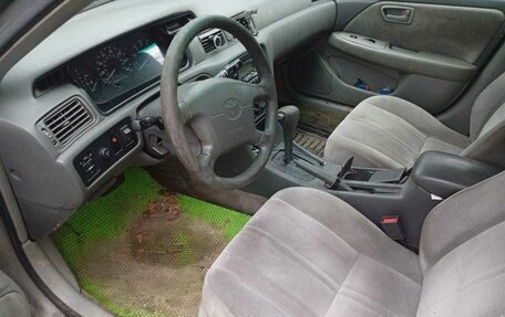 Toyota Camry, 1999 год, 310 000 рублей, 10 фотография