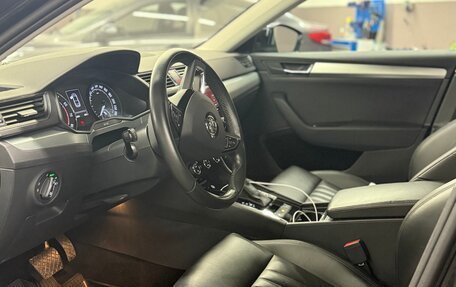 Skoda Superb III рестайлинг, 2018 год, 3 200 000 рублей, 8 фотография