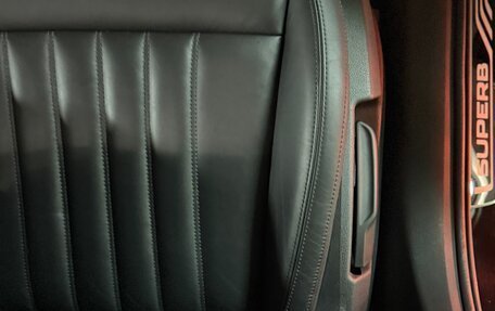 Skoda Superb III рестайлинг, 2018 год, 3 200 000 рублей, 15 фотография