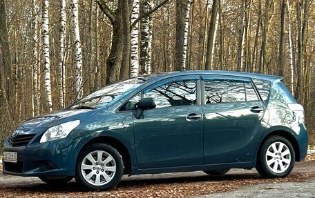 Toyota Verso I, 2009 год, 890 000 рублей, 2 фотография