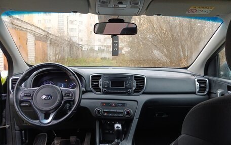 KIA Sportage IV рестайлинг, 2017 год, 1 730 000 рублей, 14 фотография