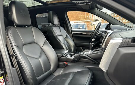 Porsche Cayenne III, 2016 год, 3 900 000 рублей, 21 фотография