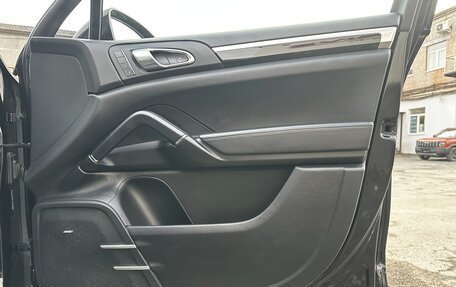 Porsche Cayenne III, 2016 год, 3 900 000 рублей, 20 фотография