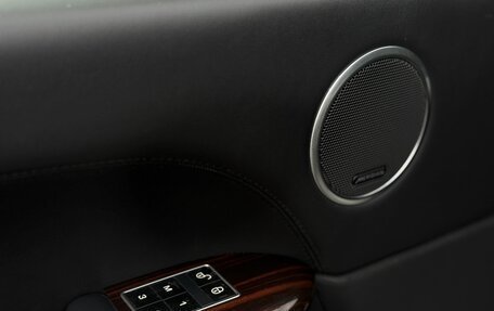 Land Rover Range Rover IV рестайлинг, 2015 год, 3 880 000 рублей, 8 фотография