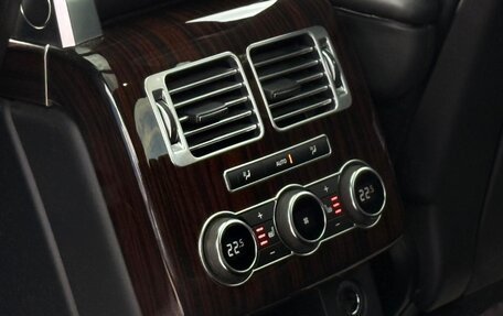 Land Rover Range Rover IV рестайлинг, 2015 год, 3 880 000 рублей, 11 фотография