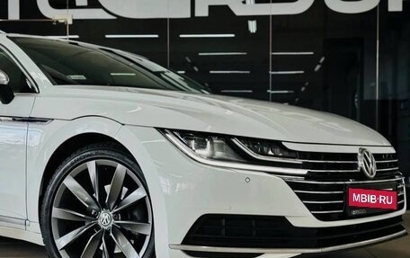 Volkswagen Arteon I, 2018 год, 2 620 000 рублей, 1 фотография
