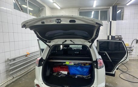 Toyota RAV4, 2017 год, 3 200 000 рублей, 18 фотография