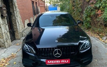 Mercedes-Benz E-Класс, 2017 год, 3 500 000 рублей, 1 фотография