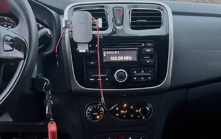 Renault Sandero II рестайлинг, 2014 год, 699 000 рублей, 15 фотография