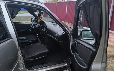 Chevrolet Niva I рестайлинг, 2012 год, 550 000 рублей, 4 фотография