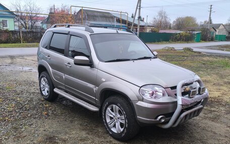 Chevrolet Niva I рестайлинг, 2012 год, 550 000 рублей, 2 фотография