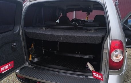 Chevrolet Niva I рестайлинг, 2012 год, 550 000 рублей, 6 фотография